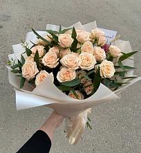 Букет Кремовые розы Латте в Боготоле