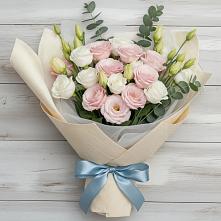 Букет цветов из:  Лизиантусы #REPLACE_PRED# Боготоле