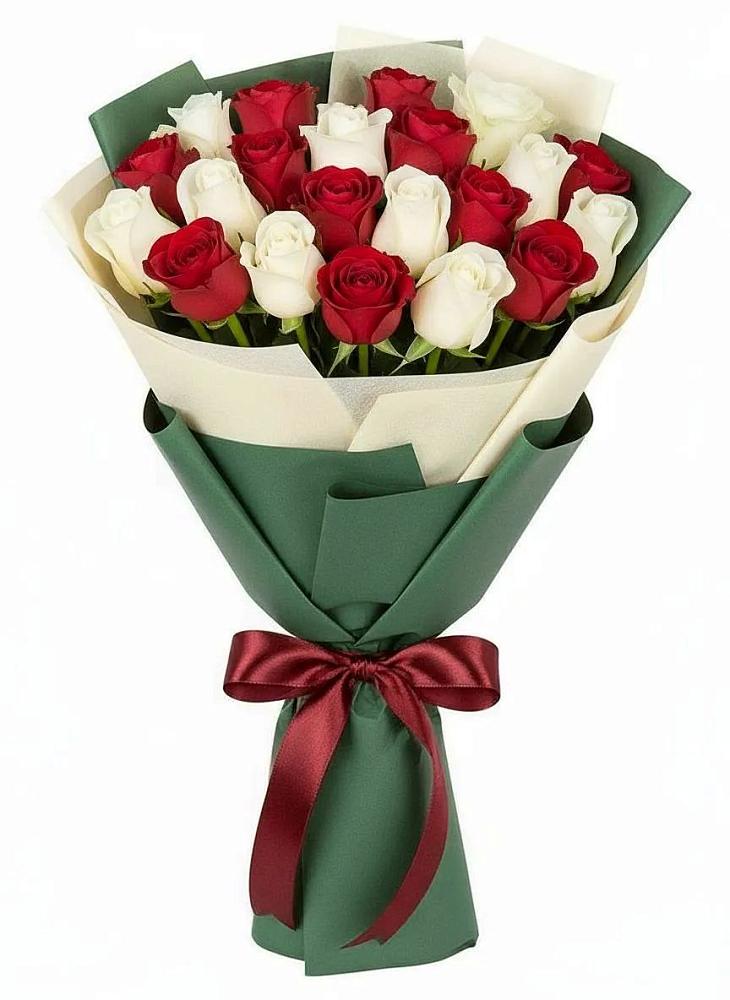 Букет Микс из красных и белых роз в Боготоле