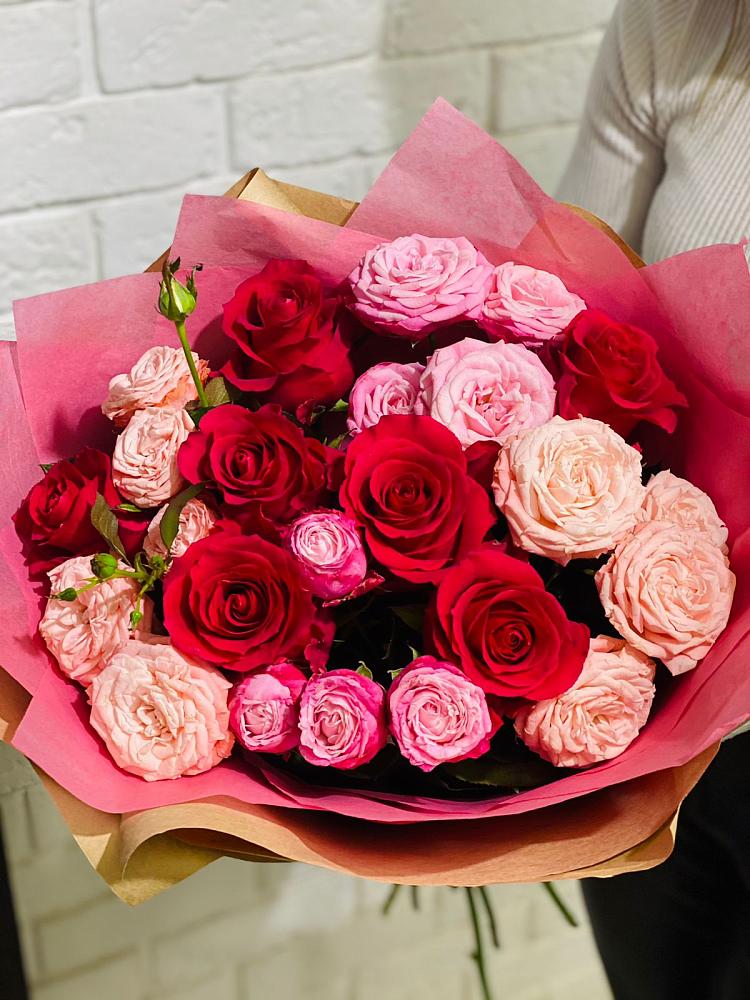 Букет цветов из: Розы в Боготоле