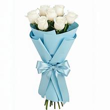 Букет 7 белых роз Проуд в Боготоле