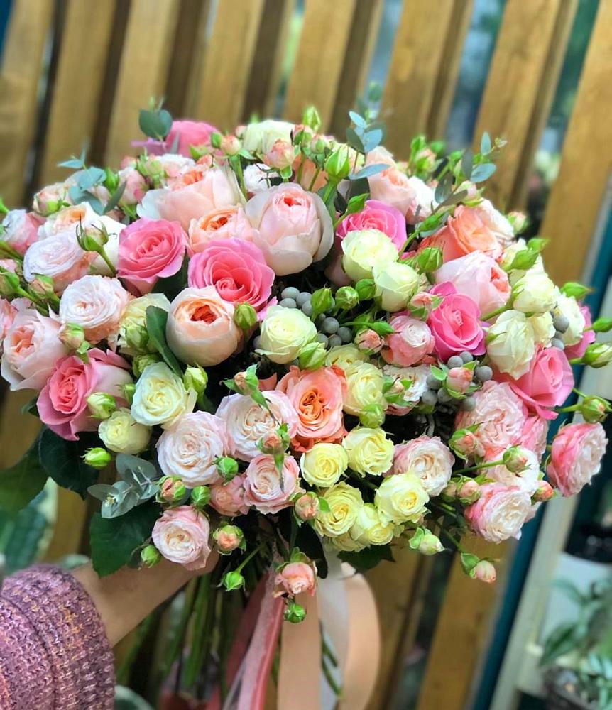 Букет цветов из: Розы в Боготоле